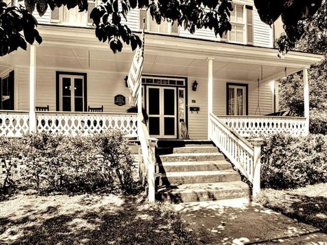 501 Buncombe St, Edgefield, SC 29824