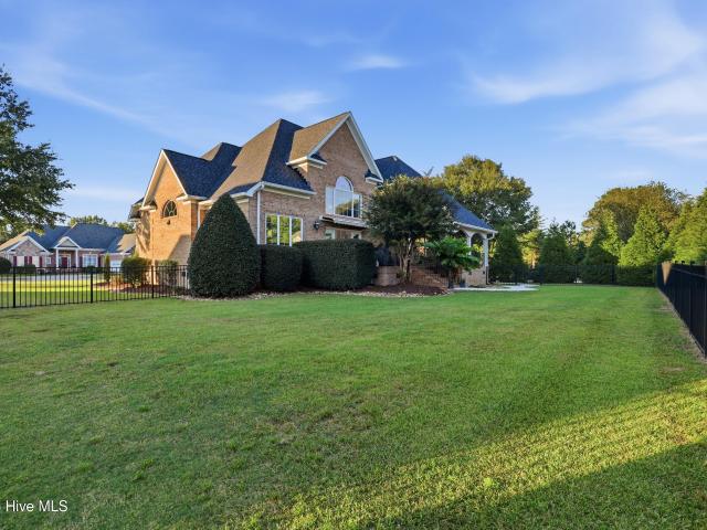 501 Golf View Drive