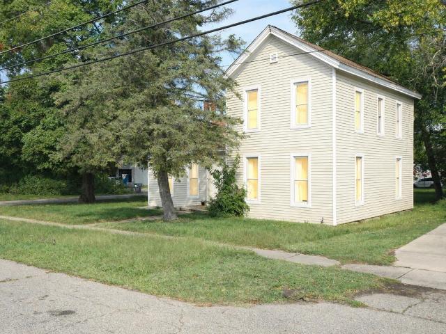 501 E Paw Street