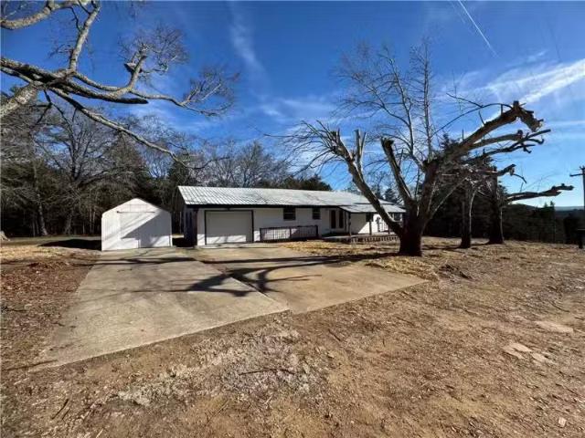 501 E PINE ST, DIAMOND CITY, AR 72644