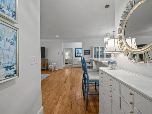 501 Finsbury Street 202