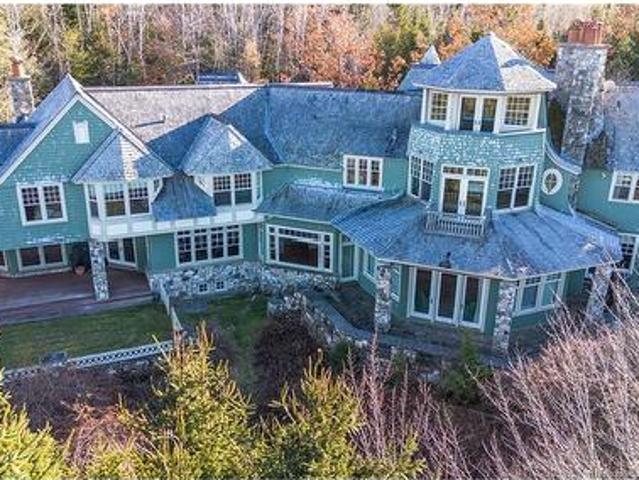 501 Kennebecasis Dr, Saint John, NB, E2K 5K9 Luxury House for sale | Listing ID NB147760 | Royal LePage Carriage Trade Luxury Properties