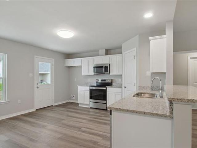 501 Helis Drive