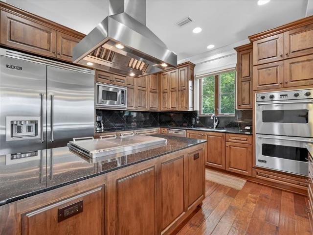 501 Samuels Avenue # 110