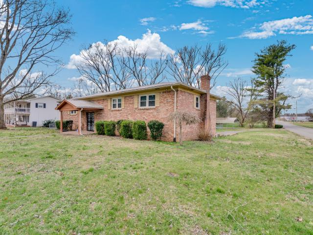 501 Scenic Ln