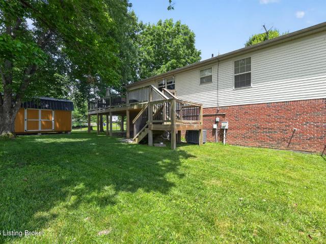 501 Scenic View Cir