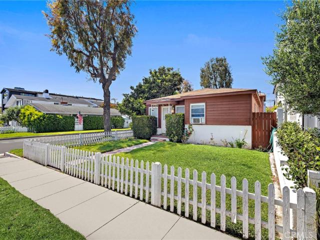 501 Poinsettia Avenue