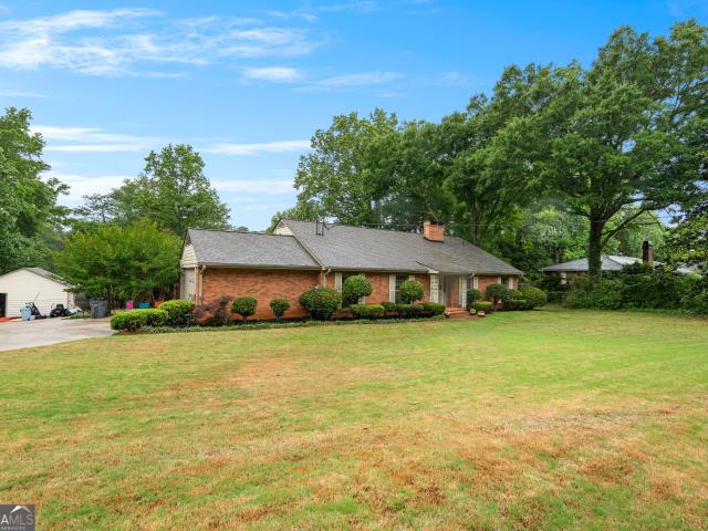 501 Pineview Terrace