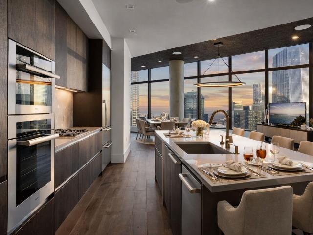 501 West Ave # 3803