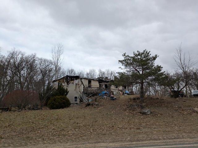 5024 W Fenwick Rd, Greenville, MI 48838