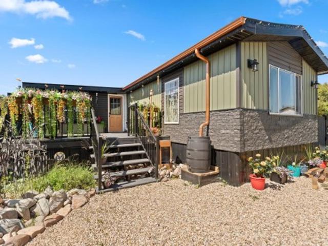 5024 45A Street, Barrhead, AB, T7N 1J3 house for sale | Listing ID E4502 | Royal LePage