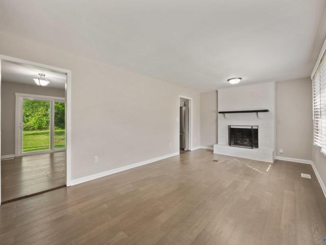 5025 Shaun Circle