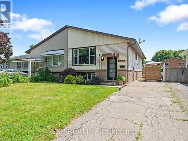 5028 Gage Court, Niagara Falls Morrison, ON, L2E 7B5 house for sale | Listing ID X13530 | Royal LePage