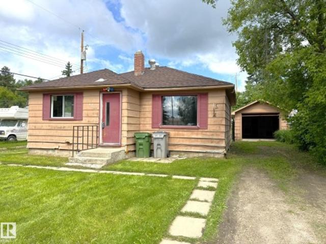 5028 52 Avenue, Breton, AB, T0C 0P0 house for sale | Listing ID E4494 | Royal LePage