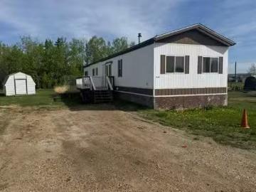 5028 53 Avenue, Girouxville, AB, T0H 1S0 house for sale Lis.