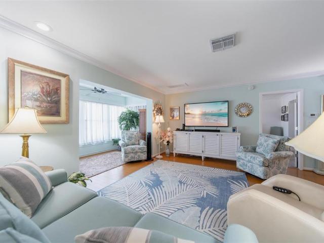 5020 Brittany Dr S, Unit 324, St. Petersburg, FL 33715 | MLS #C7520