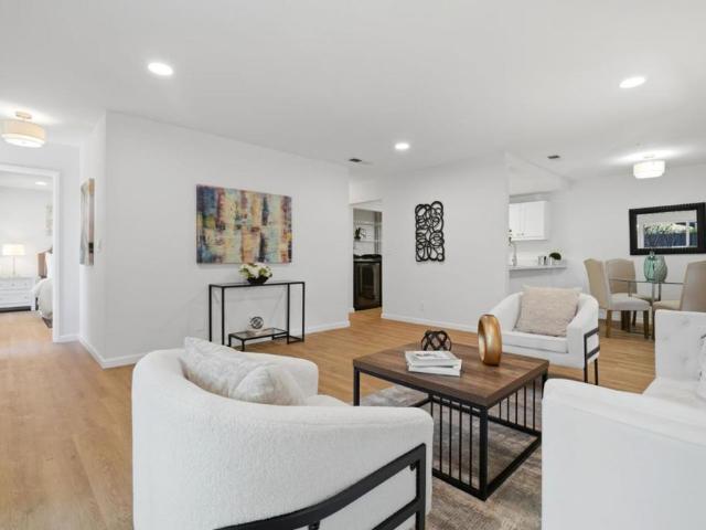 5020 Pine Tree Terrace