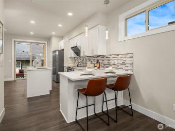 5020 th St SW, Unit B5, Edmonds, WA 98026 | MLS #2467