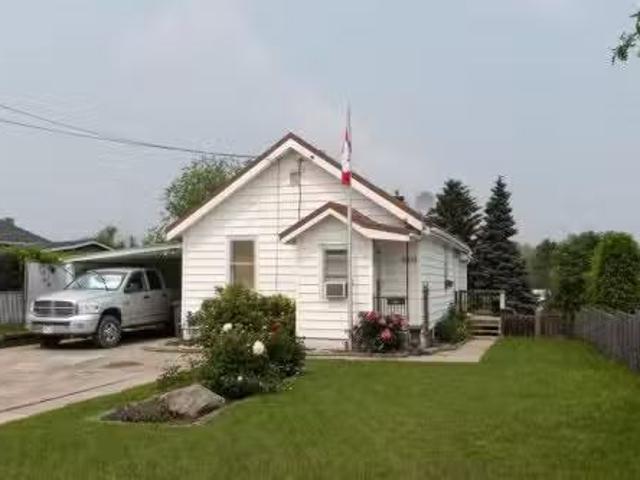 5020 56 Street, Innisfail, AB, T4G 1R3 house for sale Listi.