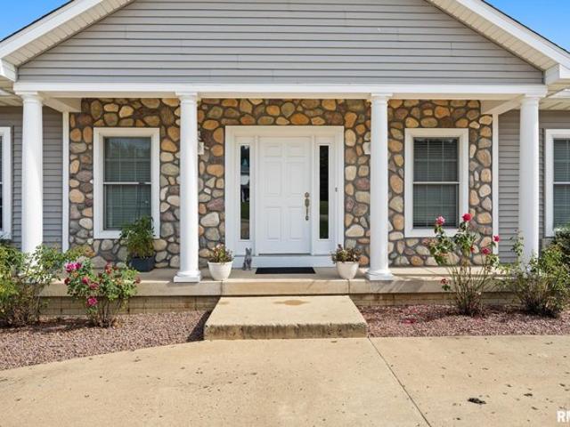 5022 S Diamond Pt, Mapleton, IL 61547