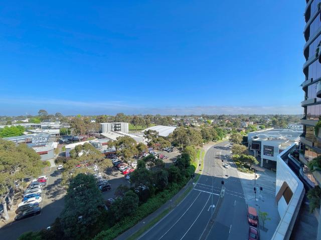 502/2 Snedden Drive, GLEN WAVERLEY, VIC 3150