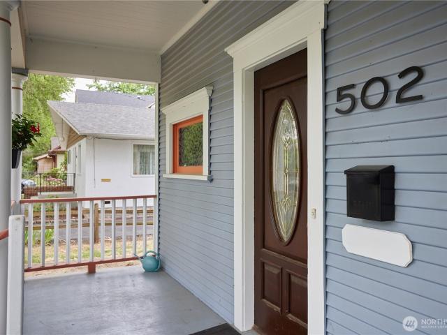502 S 1st Ave
