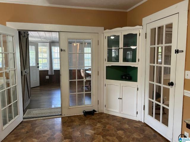 502 Saks Lane