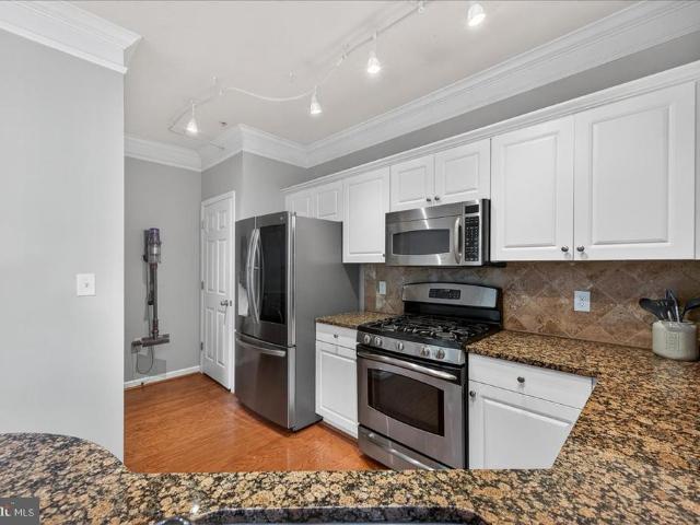 502 Sunset View Terrace SE # 303