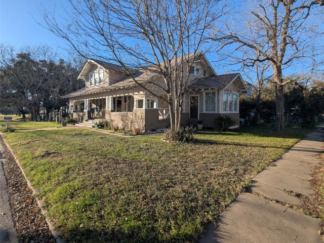 502 W 10th St, Taylor, TX 76574 | MLS #1347