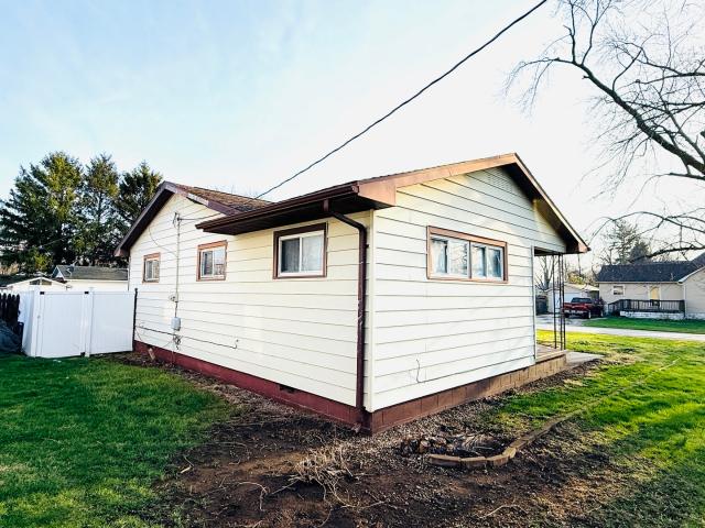 502 w elm