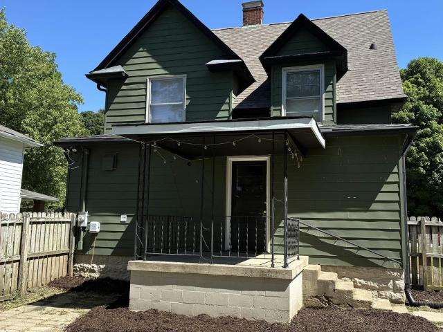 502 W Hillside Avenue