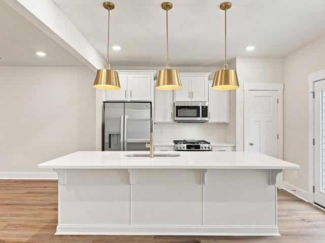 502 W Norvell Court