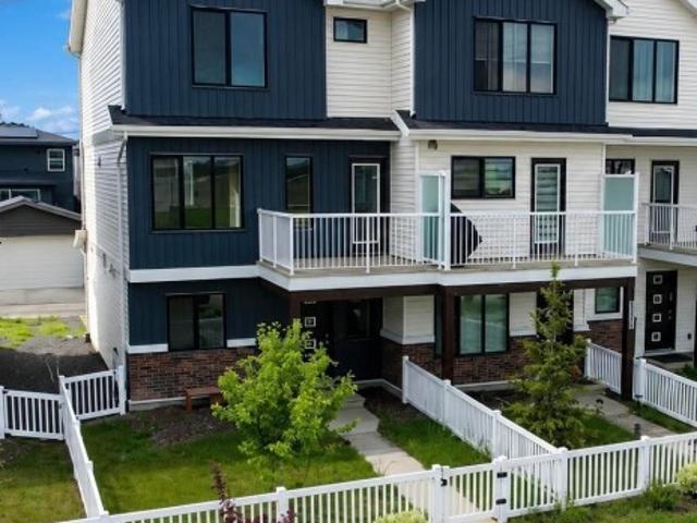 5034 Rivers Edge Way Nw, Edmonton, AB, T6M 1P9 house for sale | Listing ID E4494 | Royal LePage