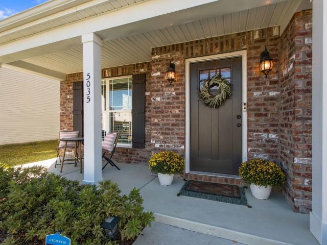 5035 Salient Dr
