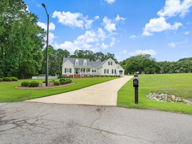 5036 Dorothy Lane