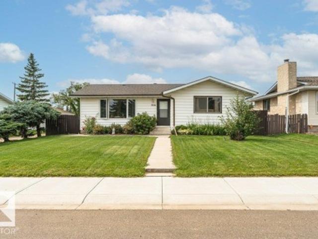 5036 47 Street, Lamont, AB, T0B 2R0 house for sale | Listing ID E4503 | Royal LePage