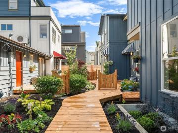 5037 25th Avenue SW, Seattle, US, WA