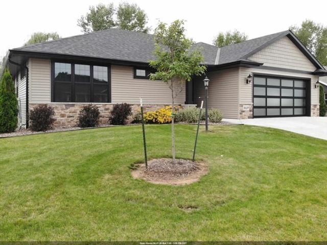 5039 N Milkweed Trl, Appleton, WI 54913
