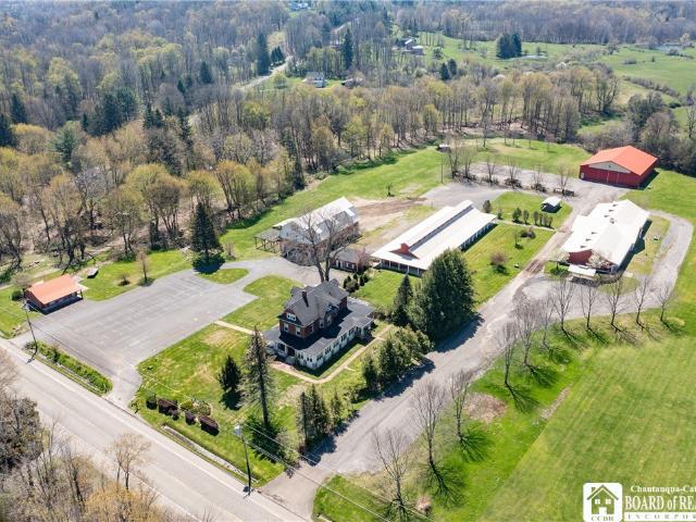 5031 W Lake Road
