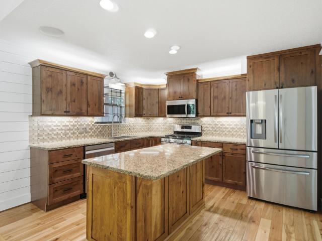 5033 Hunter Village Drive