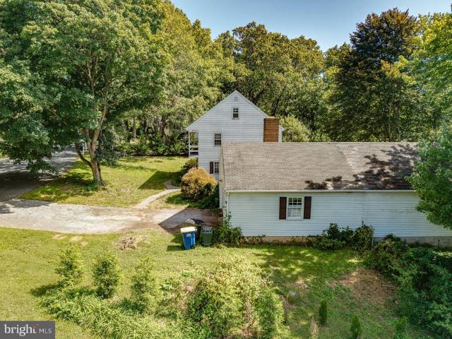 5033 Woodbox Lane