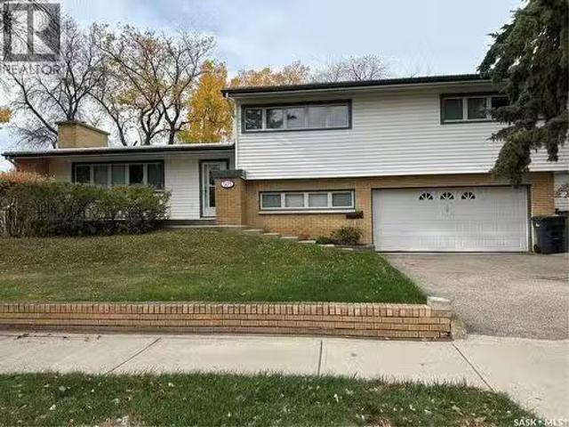 503 9Th Street Ne, Weyburn, SK, S4H 1G2 house for sale List.