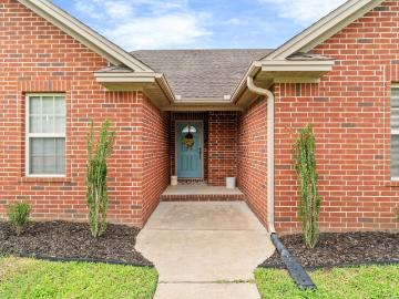 503 Calvin Court