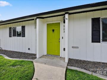 503 E Lincoln