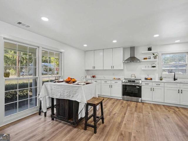 503 Early Street