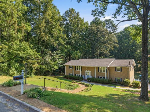 503 Loveman Lane