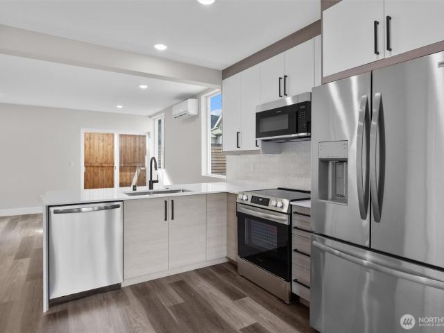 503 NE 42nd Street