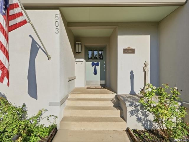 503 S Austin St