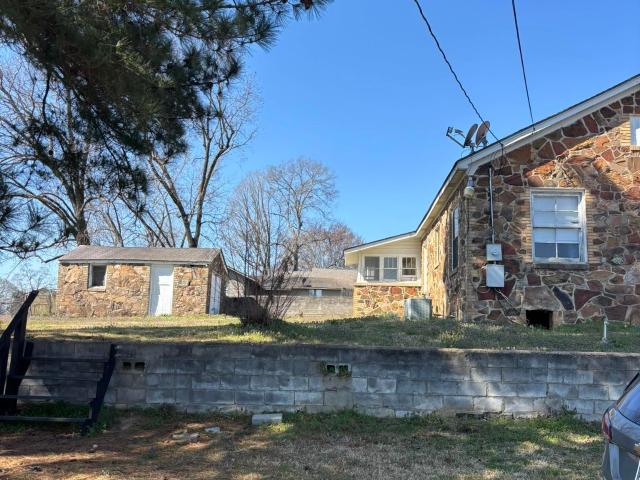 503 W Leslie Street