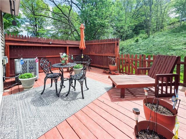 503 Winesap Dr, Bridgeville, PA 15017 | MLS #1750